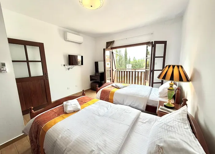 Encanto - Private Heated Swimming Pool For Winter Months 5bedroom Villa