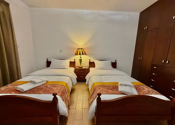 Encanto - Private Heated Swimming Pool For Winter Months 5bedroom Villa *