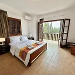 Encanto - Private Heated Swimming Pool For Winter Months 5bedroom فيلة