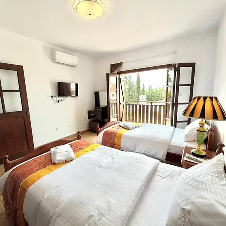 Encanto - Private Heated Swimming Pool For Winter Months 5bedroom Villa