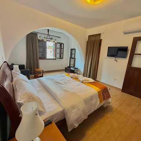 Villa Encanto - Private Heated Swimming Pool For Winter Months 5bedroom *