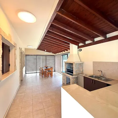 Encanto - Private Heated Swimming Pool For Winter Months 5bedroom Villa *