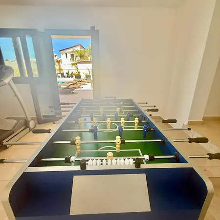 Encanto - Private Heated Swimming Pool For Winter Months 5bedroom Villa *