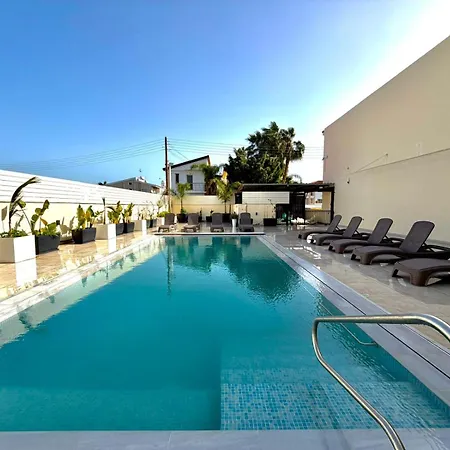 Encanto - Private Heated Swimming Pool For Winter Months 5bedroom Villa